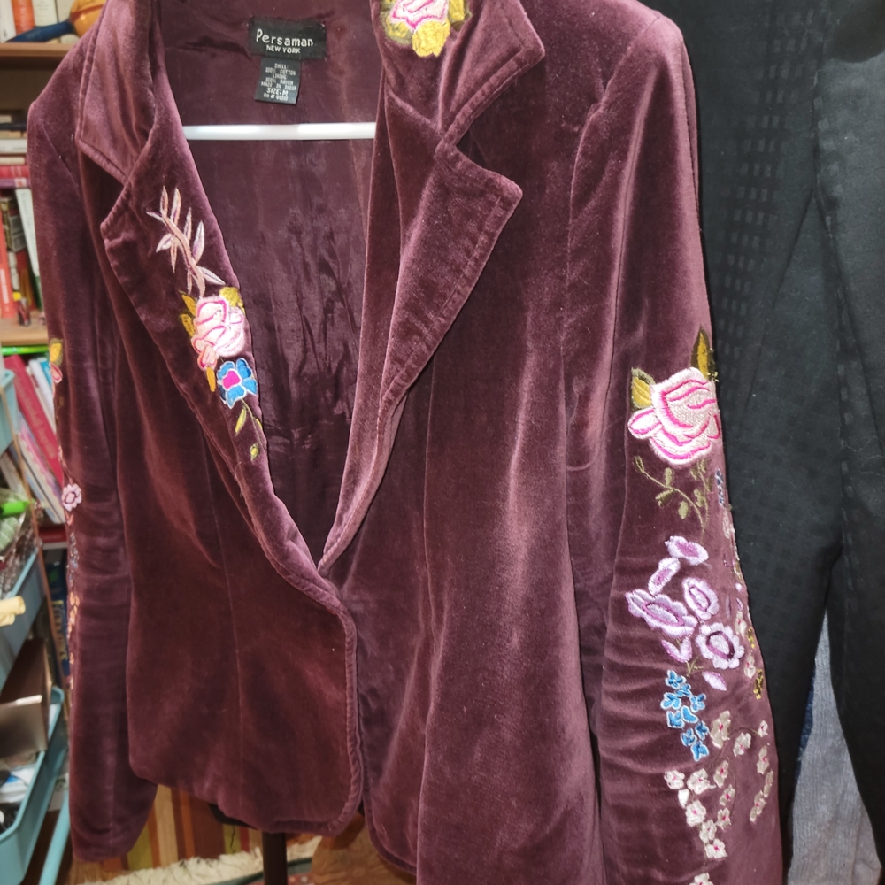 Persaman New York Plum Velvet Blazer with Floral Embroidery